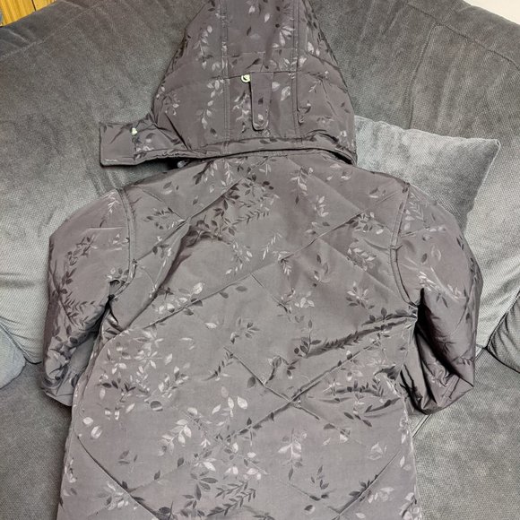 Winter Coat - Picture 4 of 5